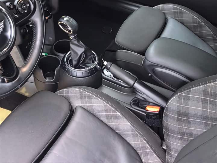 MINI Hatch — фото 16