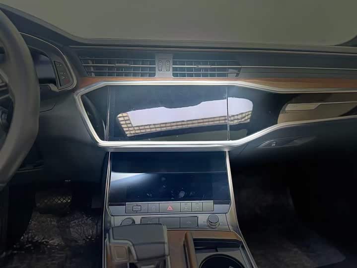 Audi A6L 2021 45 TFSI — фото 17