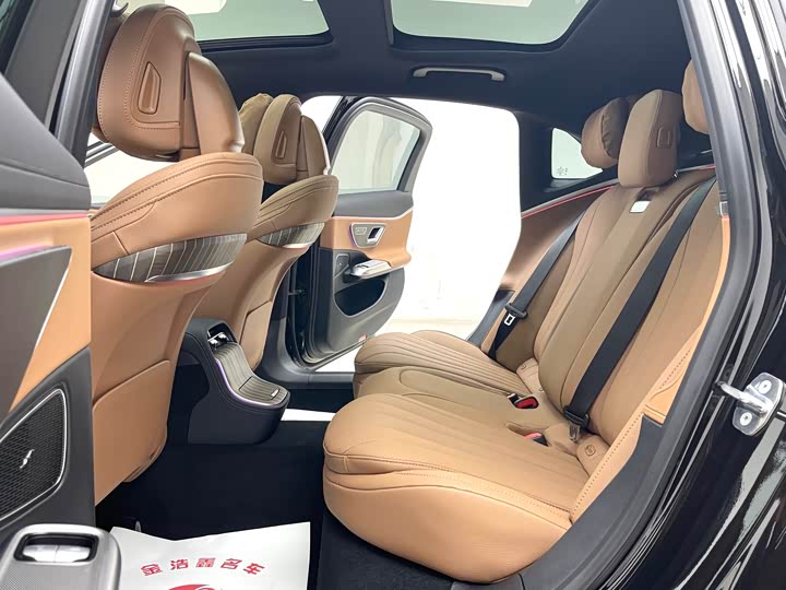Mercedes-Benz E-Class 2025 E 300 L — фото 9