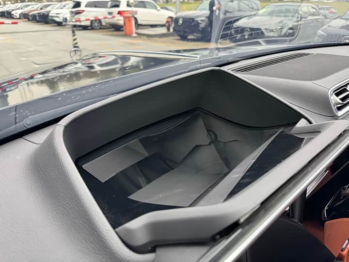 Maybach S-Class 2023 S 580 4 MATIC — фото 7
