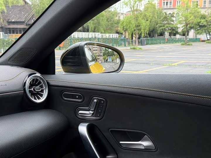 Mercedes-Benz CLA 2023 AMG CLA 45 S 4 MATIC+ — фото 18
