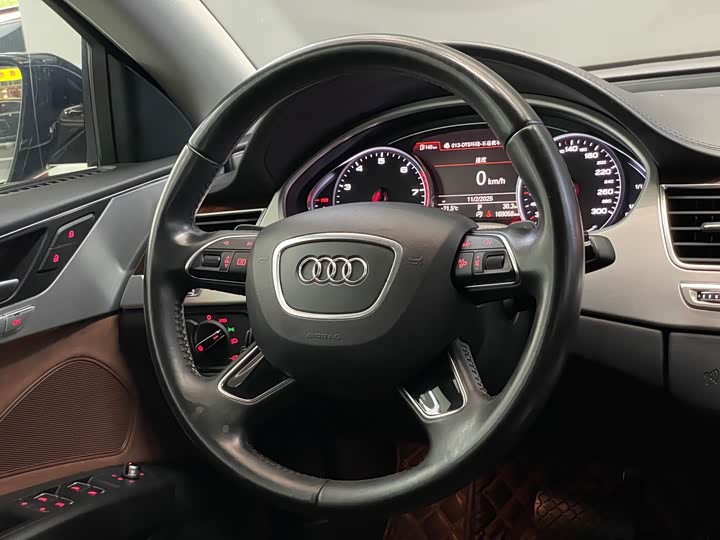 Audi A8 2016 A 8 L 45 TFSI quattro Comfort — фото 13