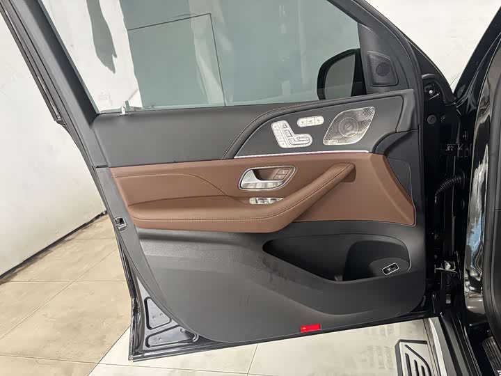 Mercedes-Benz GLS 2024 GLS 450 4 MATIC — фото 10
