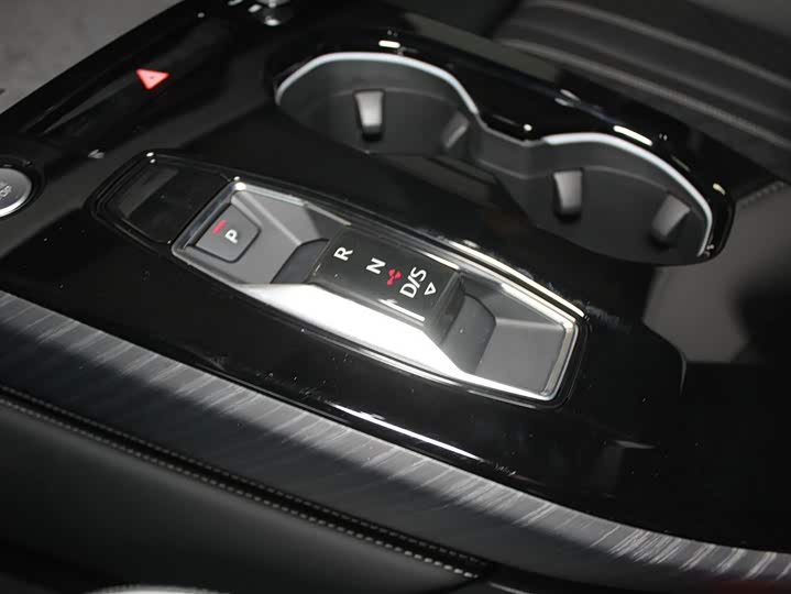 Audi A5L 2026 2.0 T — фото 9