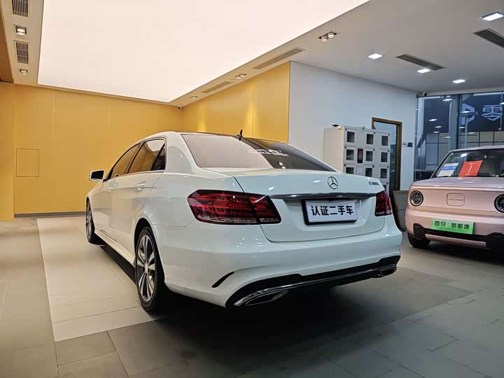 Mercedes-Benz E-Class 2015 E 200 L Sport — фото 25
