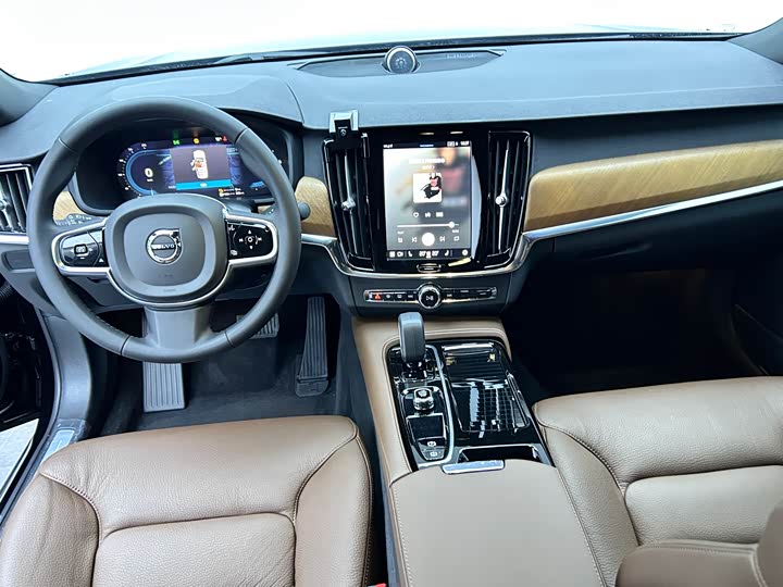 Volvo S90 Hybrid 2024 Hybrid 4 WD — фото 11