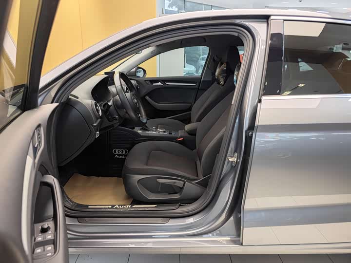 Audi A3 2020 Limousine 35 TFSI V — фото 14
