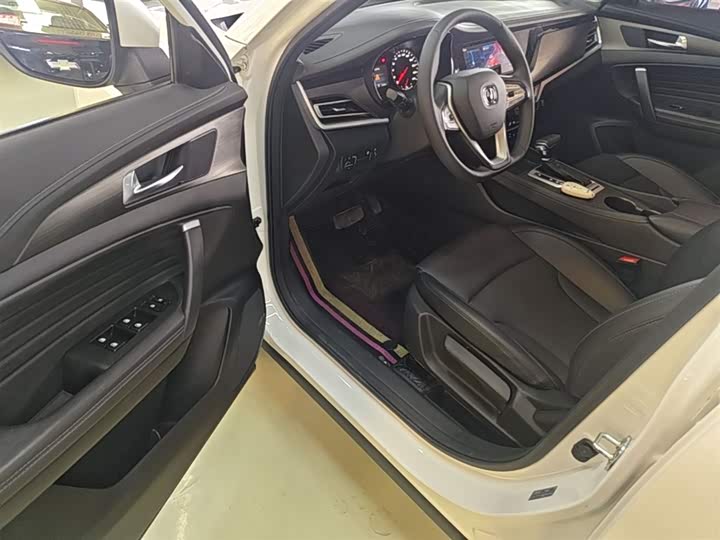 Changan CS35 PLUS 2019 1.4 T DCT — фото 15