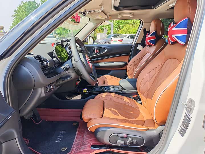 MINI Clubman — фото 4