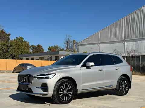 Volvo XC60 2024 B 5 4 WD — фото 10