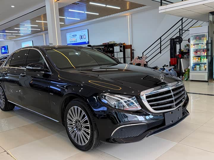 Mercedes-Benz E-Class 2020 E 300 L — фото 8