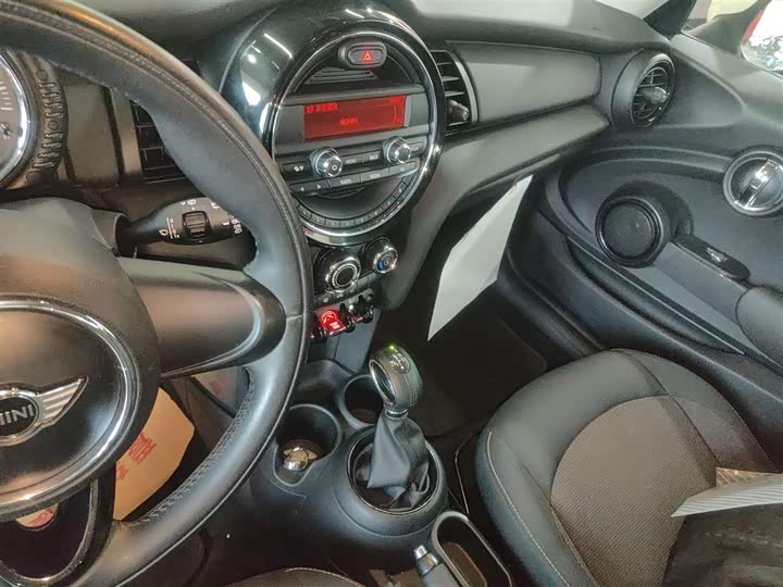 MINI Hatch — фото 13