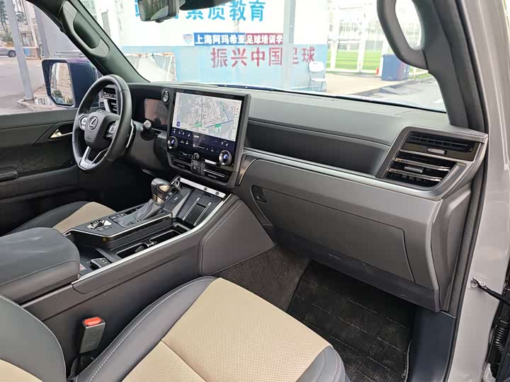 Lexus GX 2024 OVERTRAIL — фото 12