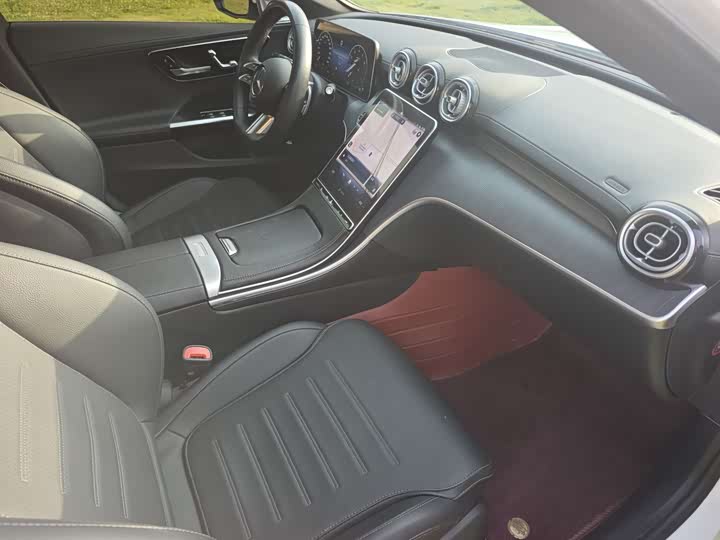 Mercedes-Benz C-Class 2023 C 200 L — фото 18