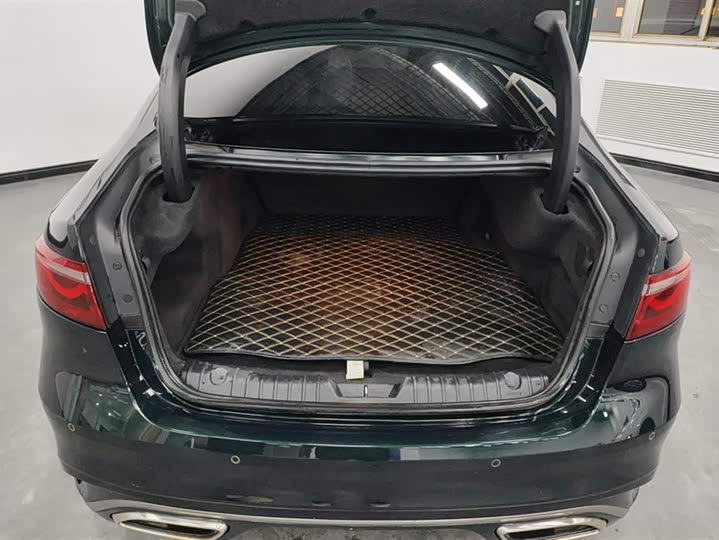 Jaguar XFL 2022 XFL 2.0 T P 250 2 WD — фото 4