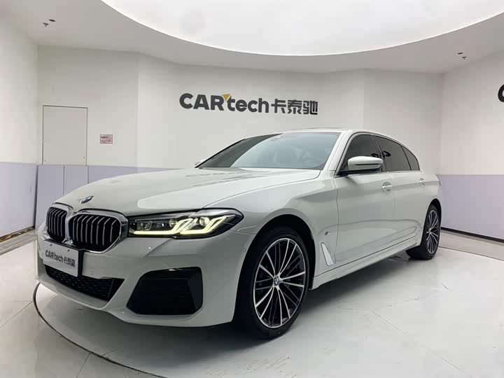 BMW 5-Series 2022 530 Li Leading M — фото 1