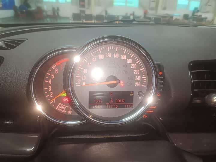 MINI Clubman — фото 8