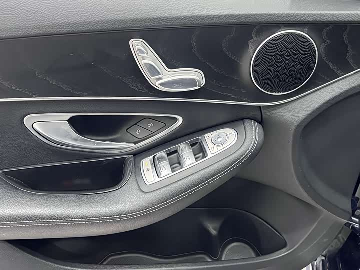 Mercedes-Benz C-Class 2018 C 180 — фото 11