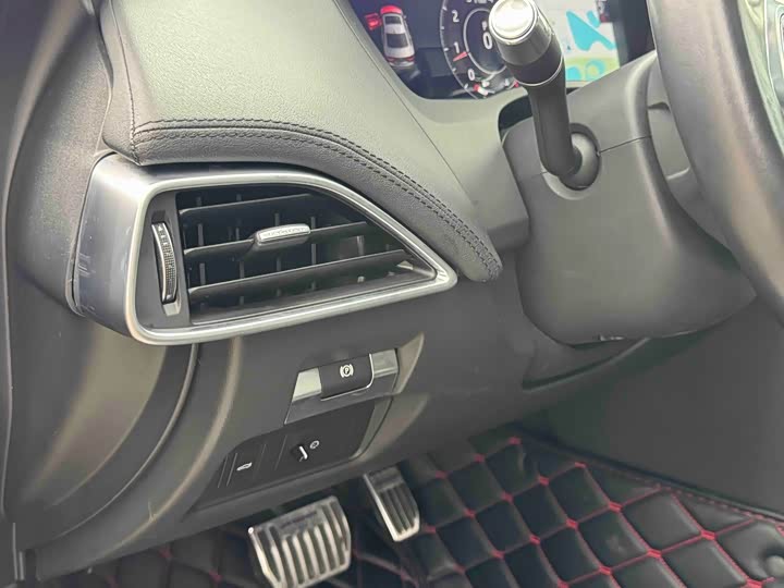 Jaguar XEL 2021 2.0 T 250 PS R-DYNAMIC SE — фото 24