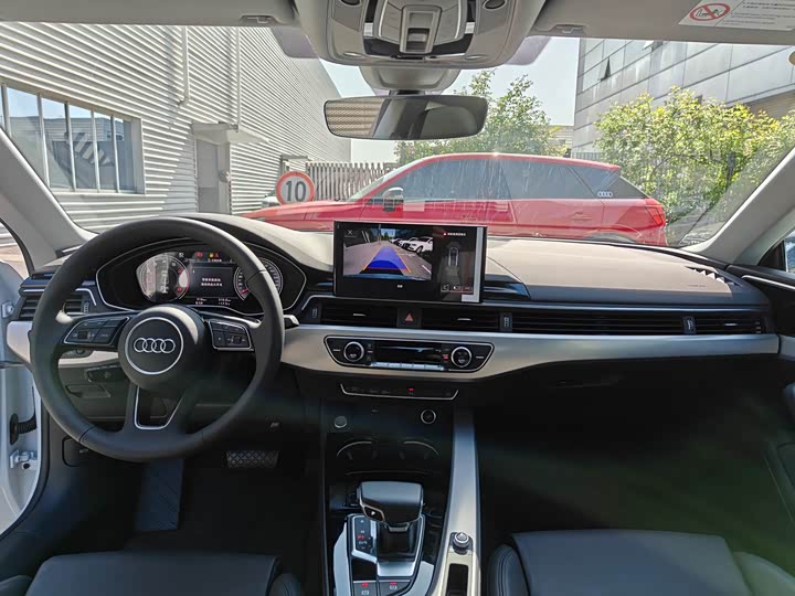 Audi A5 2024 Coupe 40 TFSI — фото 11