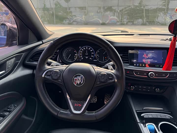 Buick Regal — фото 10