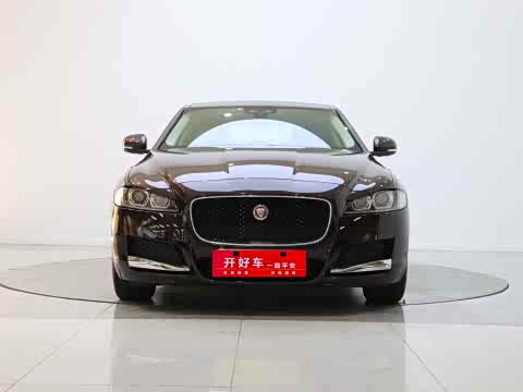 Jaguar XFL 2017 XFL 2.0 T 240 PS — фото 21