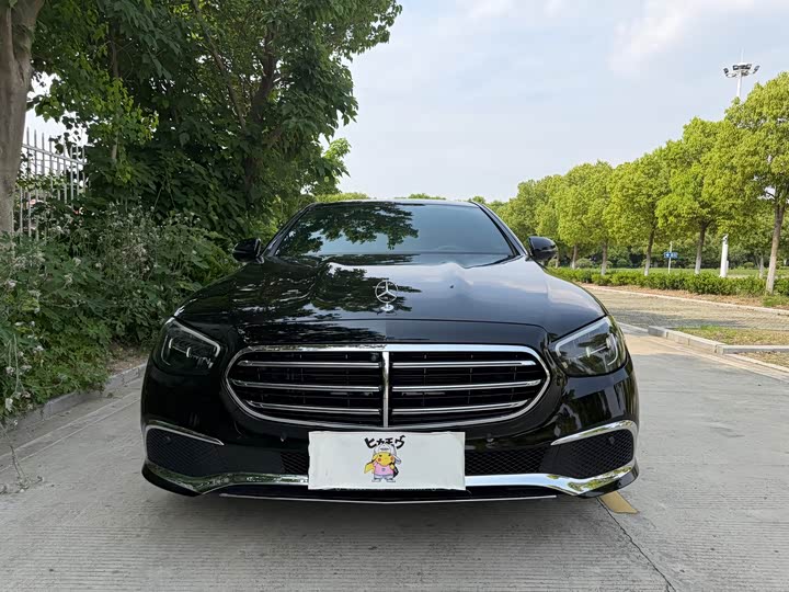 Mercedes-Benz E-Class 2023 E 300 L Luxury — фото 2