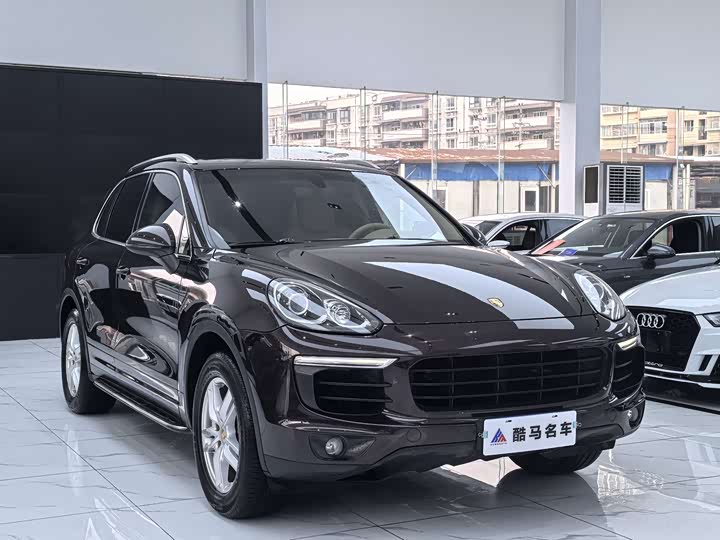 Porsche Cayenne 2016 Cayenne 3.0 T — фото 3