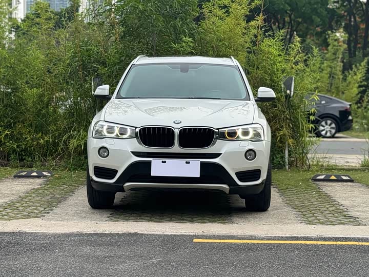 BMW X3 2016 s Drive 20i — фото 2
