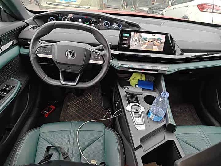 Changan UNI-V 2024 i DD 136km — фото 10