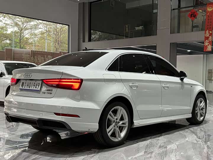 Audi A3 2020 Limousine 35 TFSI V — фото 25
