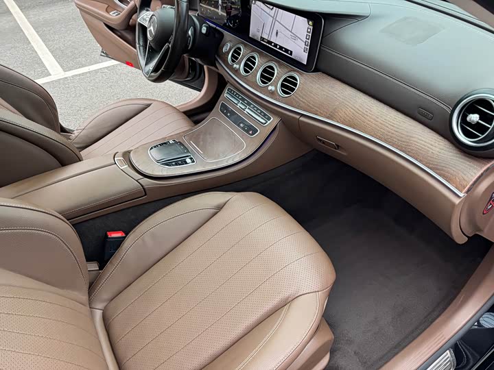 Mercedes-Benz E-Class E 300 L люкс — фото 14