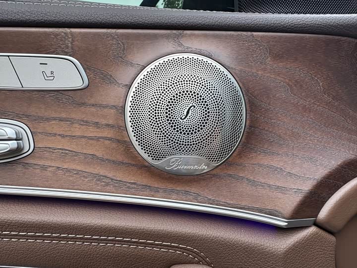 Mercedes-Benz E-Class E 300 L люкс — фото 6