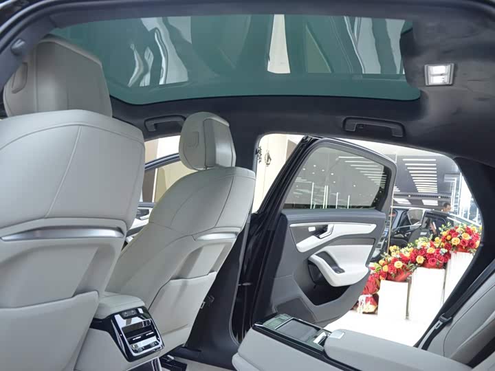 Audi A6L 2.0T quattro премиум — фото 15