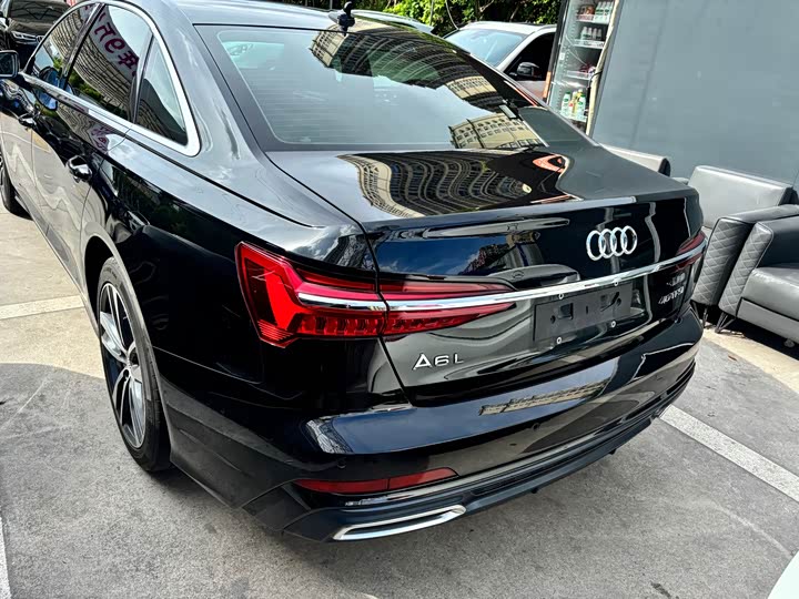Audi A6L 40 TFSI люкс-динамик — фото 4