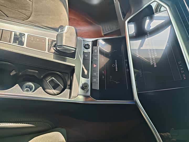 Audi A6L 2022 45 TFSI — фото 15