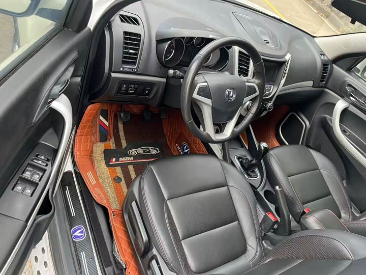 Changan CS35 2016 1.6 L MTLuxury V — фото 7