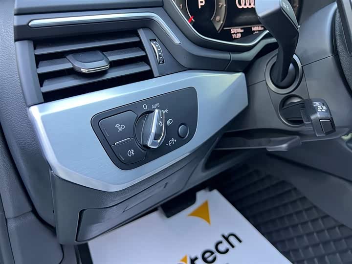 Audi A4L 2020 40 TFSI — фото 18