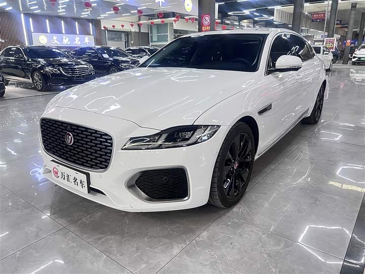 Jaguar XFL 2024 2.0 T P 250 2 WD — фото 2