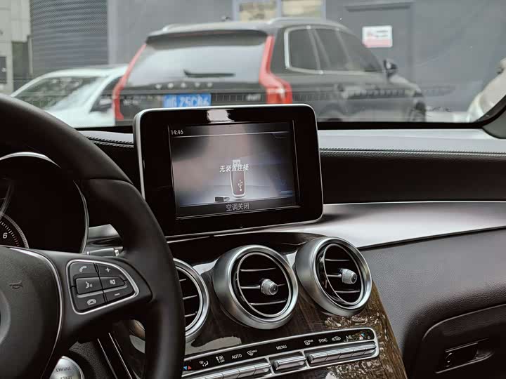 Mercedes-Benz GLC 2017 GLC 260 4 MATIC — фото 9