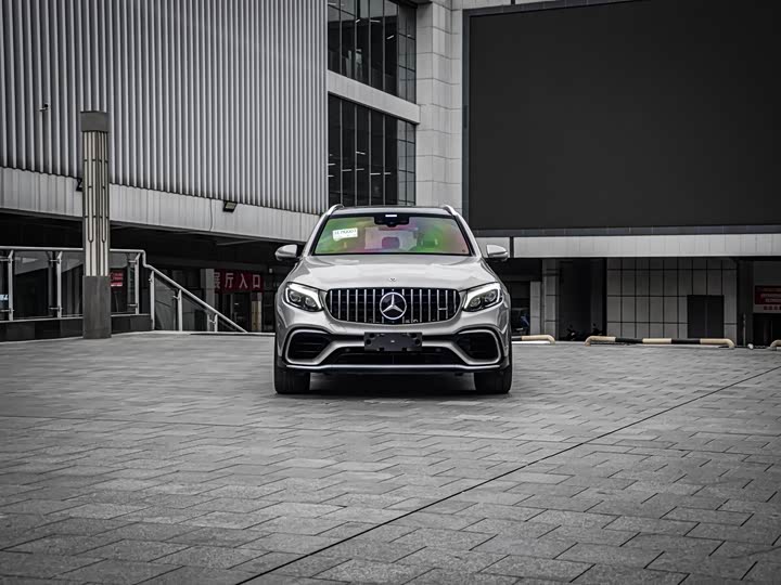 Mercedes-Benz GLC 2018 AMG GLC 63 4 MATIC+ — фото 3