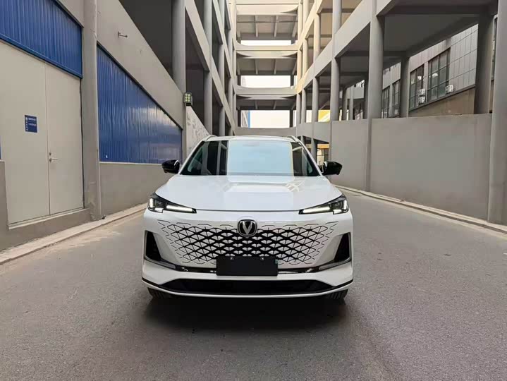 Changan CS55 PLUS 2024 1.5 T DCT — фото 3