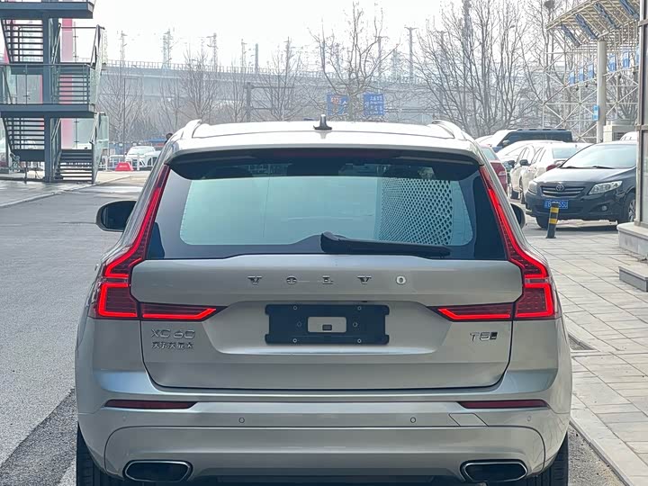 Volvo XC60 2019 T 5 4 WD VI — фото 5