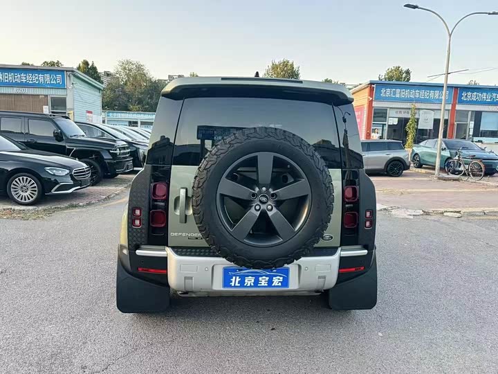 Land Rover Defender — фото 14
