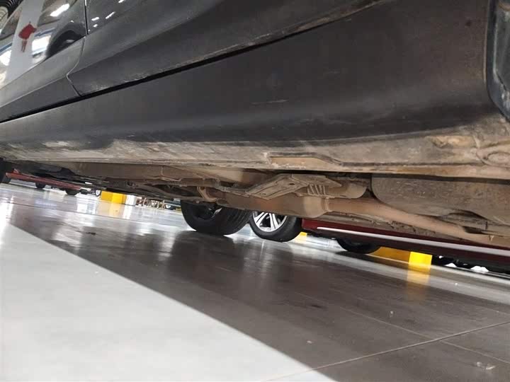 Changan UNI-T 2020 1.5 T Premium — фото 18