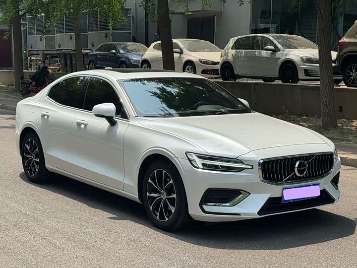 Volvo S60 2020 T 4 — фото 3