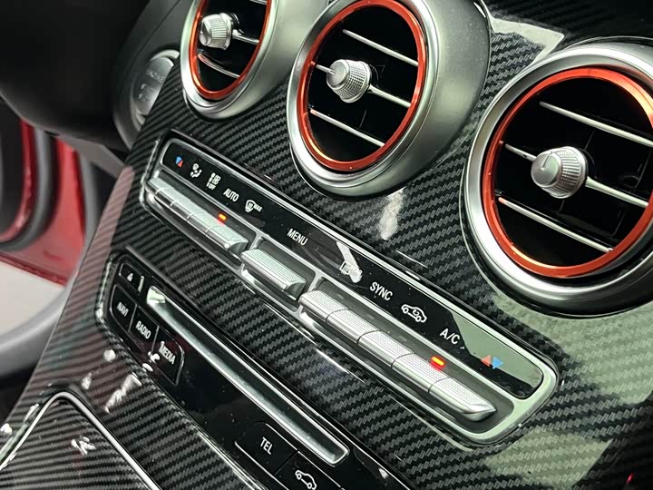 Mercedes-Benz GLC 2018 GLC 200 4 MATIC — фото 23
