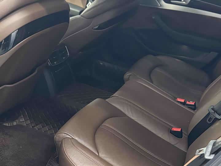Audi A8 2016 A 8 L 45 TFSI quattro Comfort — фото 5