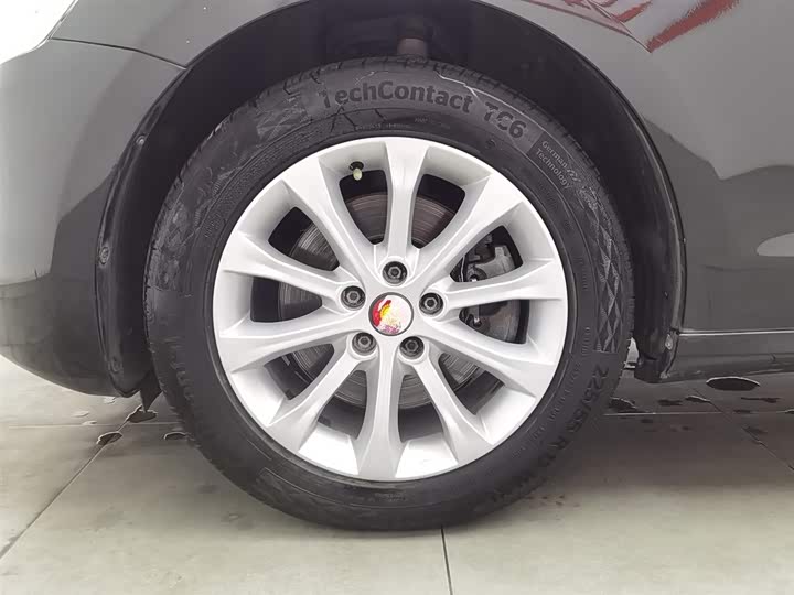 Hongqi H7 2015 2.0 T Luxury — фото 17