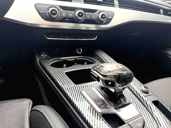 Audi A4L 40 TFSI стиль-динамик — фото 8